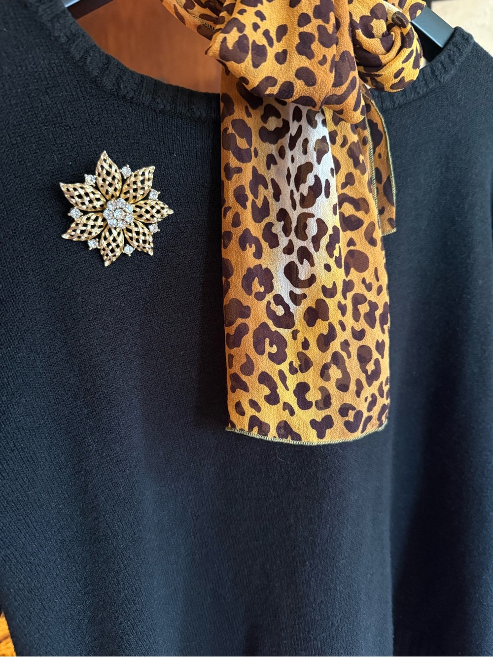 Vintage Lisner Gold Tone Rhinestone Lattice Flower Brooch